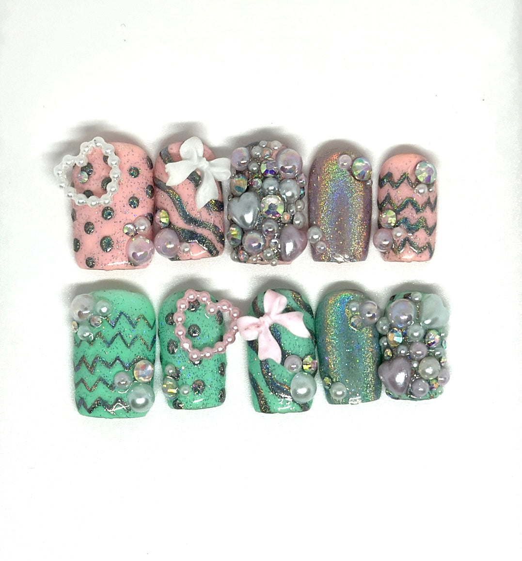 Nicki Minaj Starships nails