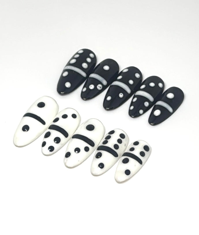 Domino’s nails