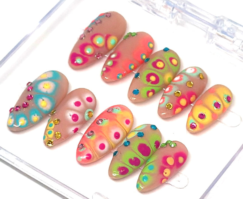 Colour bloom nails