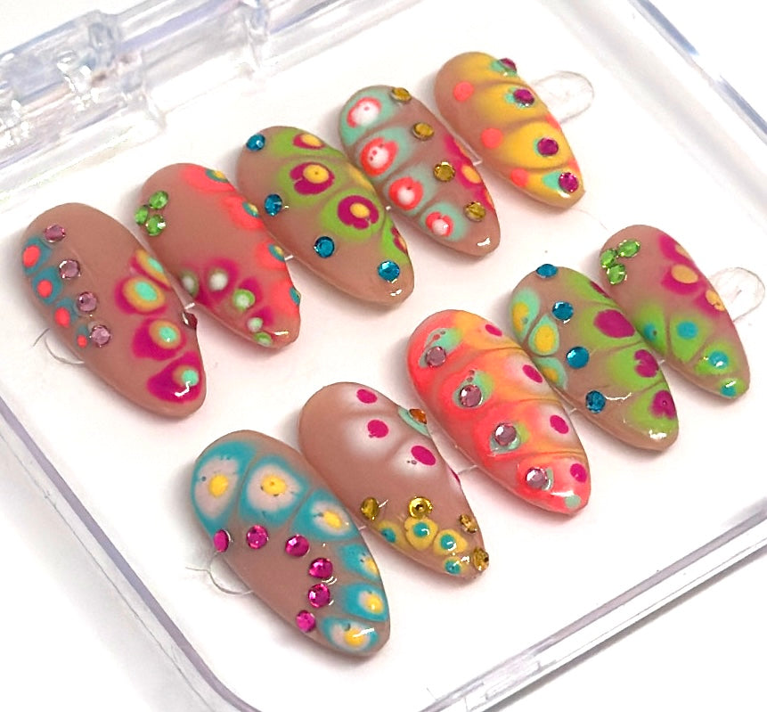 Colour bloom nails